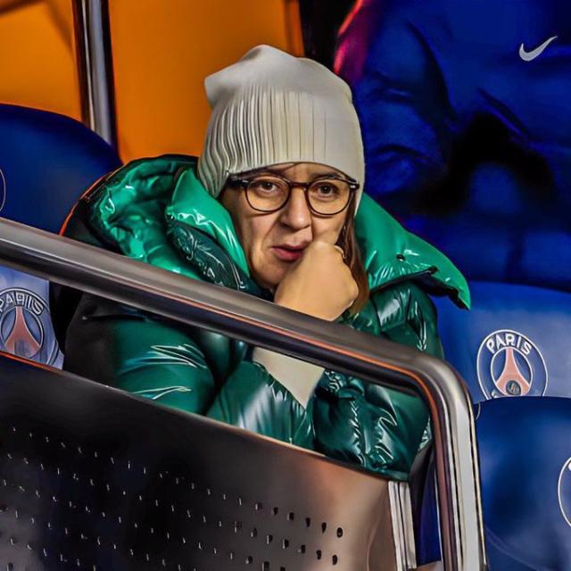 开云-姆巴佩母亲：拿百亿年薪也应该，儿子收入30%都捐了